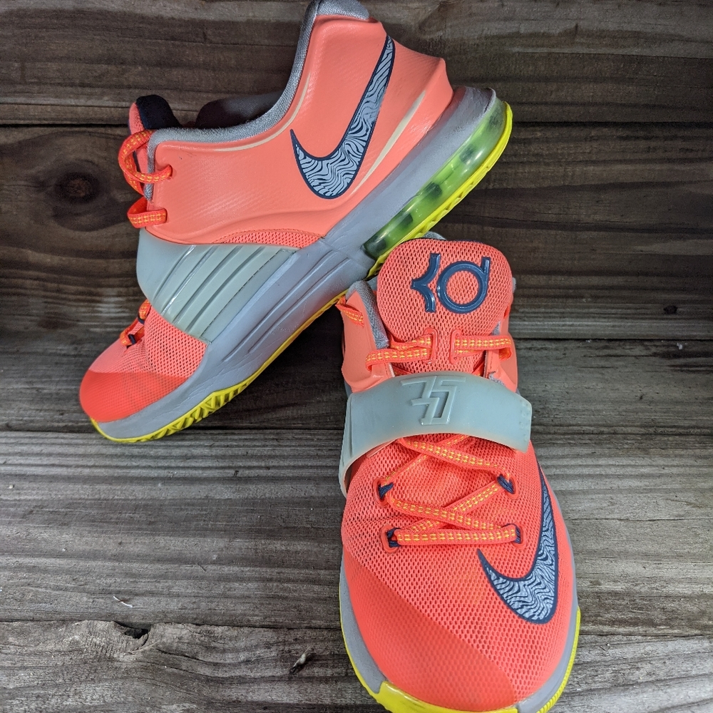 Nike Kevin Durant ,7y, women 8.5 pink grey - Picture 4 of 6